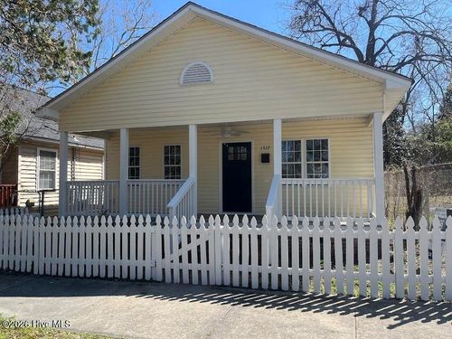 1312 Dock St, Wilmington, NC, 28401-4834 | Card Image