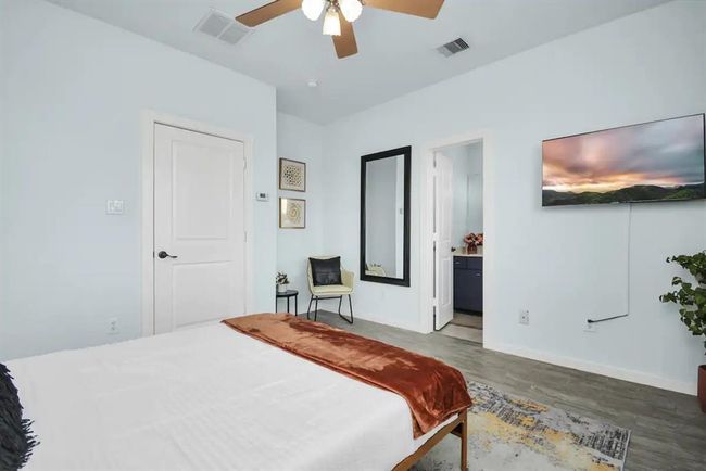 5411 Lindsay Ln, Townhouse with 2 bedrooms, 3 bathrooms and null parking in Houston TX | Image 18