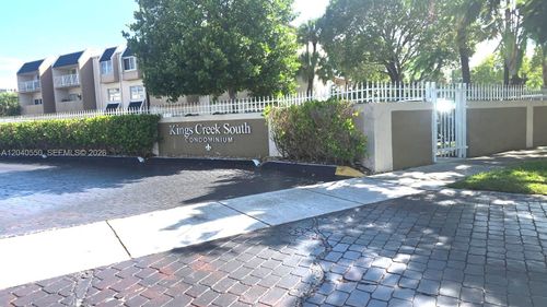 e-113-7785 Sw 86th Street, Miami, FL, 33143 | Card Image