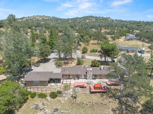 29604 Glacier Court, Coarsegold, CA, 93614 | Card Image