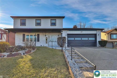 2950 Santee Dr, BETHLEHEM, PA, 18017-1238 | Card Image