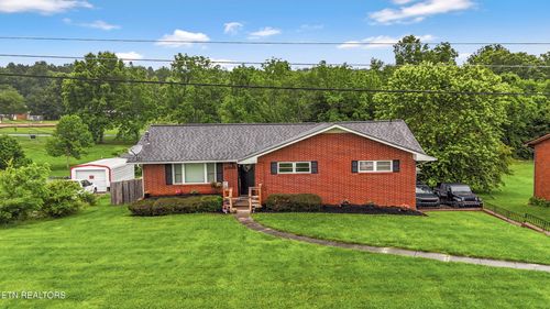 6925 Clowers Dr, Knoxville, TN, 37924-3764 | Card Image