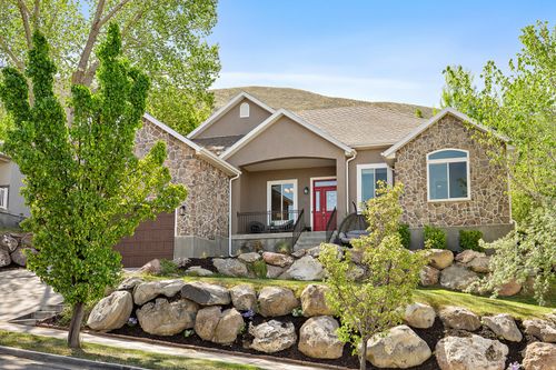 394 Brewster Dr, Draper, UT, 84020-5150 | Card Image