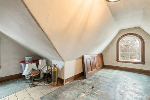 73 Union St, Weymouth, MA, 02190-2305 | Card Image