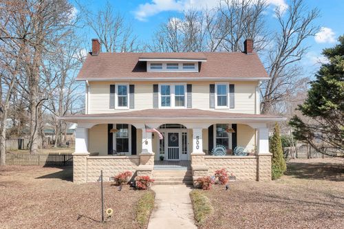 500 Ne Atlantic St, Tullahoma, TN, 37388-3597 | Card Image