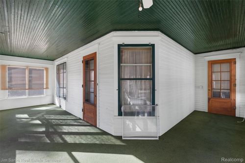 432 Prairie St, Charlotte, MI, 48813-1945 | Card Image