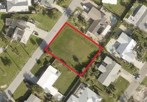205 84th Street, HOLMES BEACH, FL, 34217 | Card Image