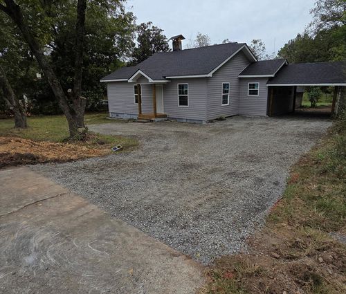 1401 Us 41 N, Calhoun, GA, 30701-1660 | Card Image