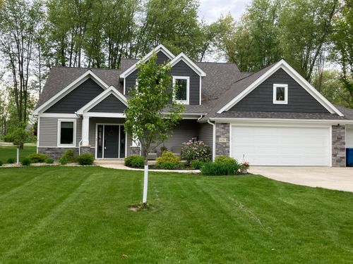 651 Woodchuck Dr, Coldwater, MI, 49036-8330 | Card Image