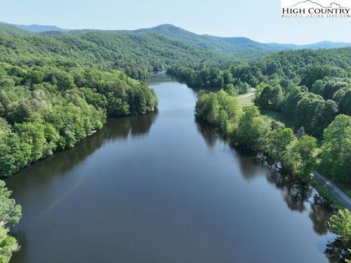 1762 Ripshin Mountain Rd, Roan Mountain, TN, 37687-3758 | Card Image