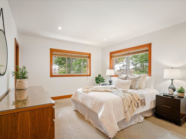 8349 Needles Drive, House other with 6 bedrooms, 3 bathrooms and 6 parking in Whistler BC | Image 16