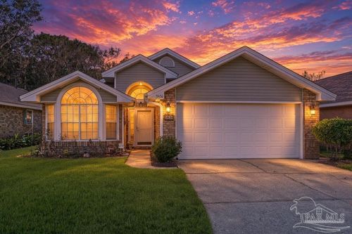 5436 Dynasty Dr, Pensacola, FL, 32504-8578 | Card Image