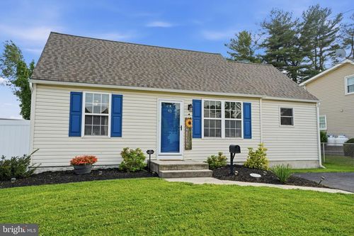 43 Althea Ave, MORRISVILLE, PA, 19067-2265 | Card Image