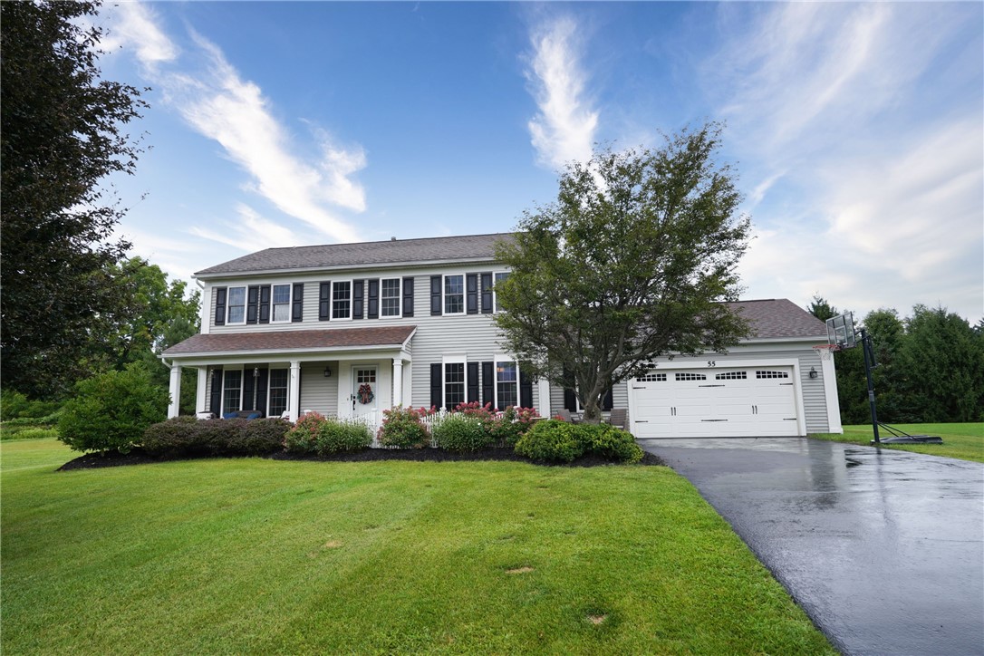 Wenham Ln, Pittsford, NY 14534