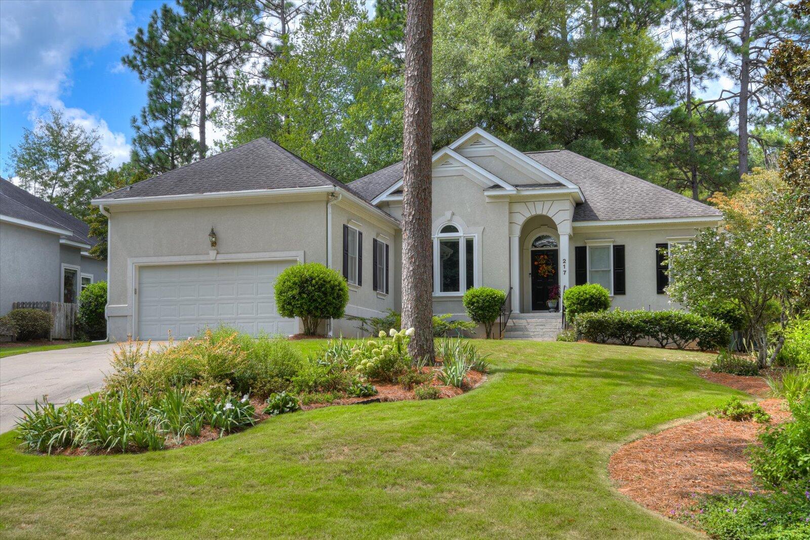 Hackberry Ln, Aiken, SC 29803