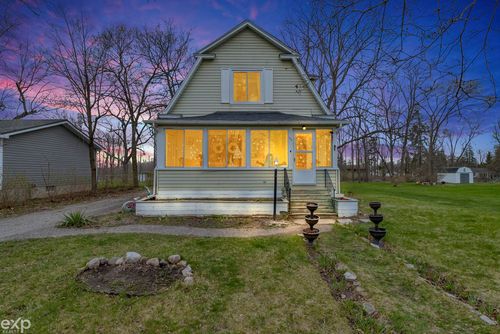 128 Court St S, Standish, MI, 48658-9414 | Card Image