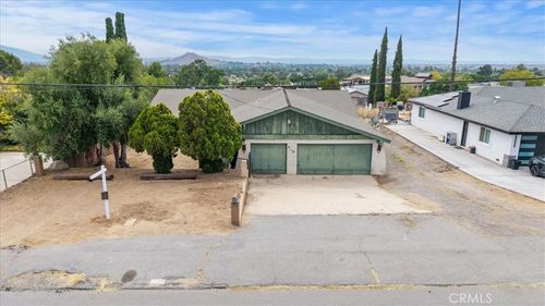 4110 Crestview Dr, Norco, CA, 92860-1709 | Card Image