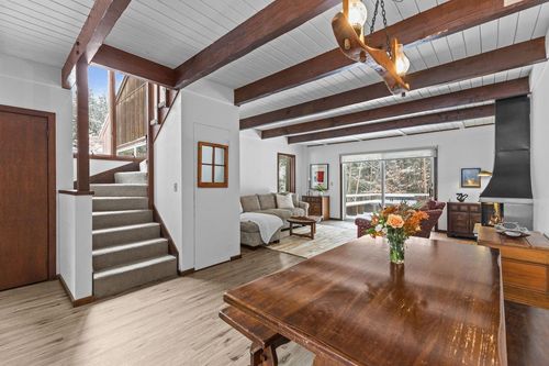 109 Hartson Road, Stowe, VT, 05672 | Card Image