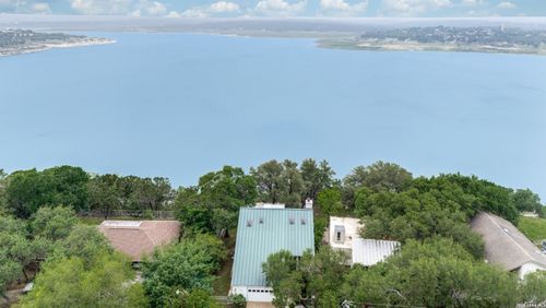 1924 Stagecoach Dr, Canyon Lake, TX, 78133-4057 | Card Image