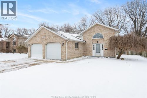 840 Lawndale Ave, Kingsville, ON, N9Y3Y8 | Card Image