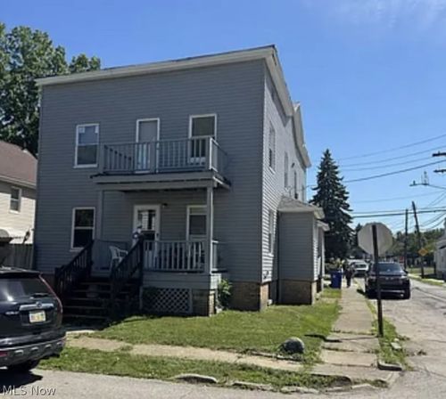 4-2915 Roanoke Ave, Cleveland, OH, 44109-4190 | Card Image