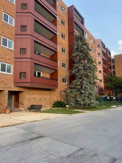 apt-634-200 Park Ave, Calumet City, IL, 60409-5026 | Card Image