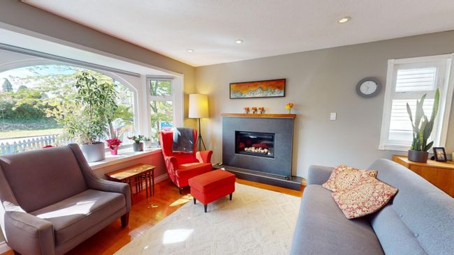 661 E 31 St Avenue, House other with 4 bedrooms, 3 bathrooms and 2 parking in Vancouver BC | Image 5