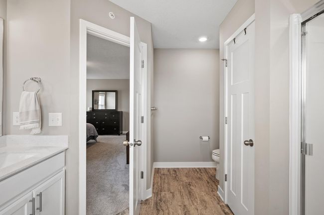 18_19000_72nd18_mls.jpg | Image 14