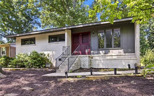 1207 Cliffwood Dr, Greensboro, NC, 27406-4204 | Card Image