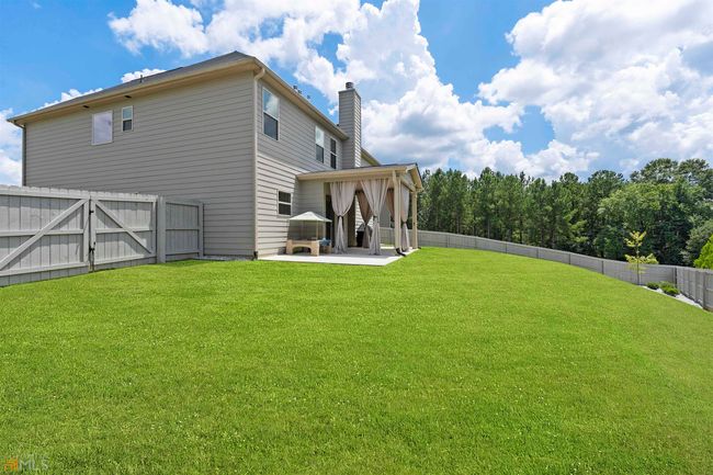3015 Button Cir, House other with 4 bedrooms, 3 bathrooms and null parking in Loganville GA | Image 8