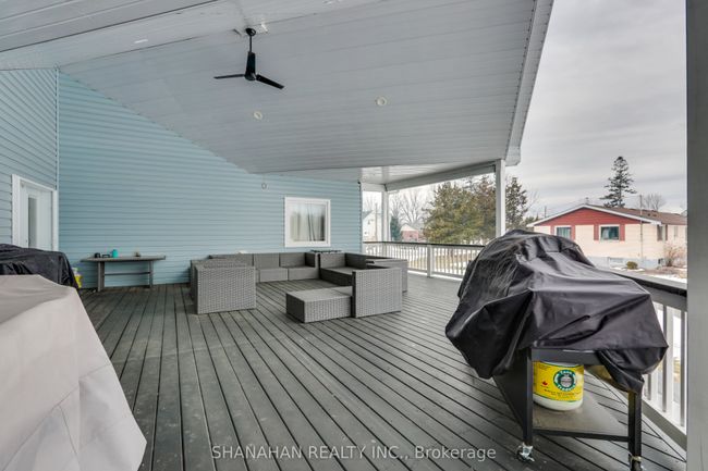 3167 Broadway St, House other with 4 bedrooms, 4 bathrooms and 4 parking in Brooke Alvinston ON | Image 45