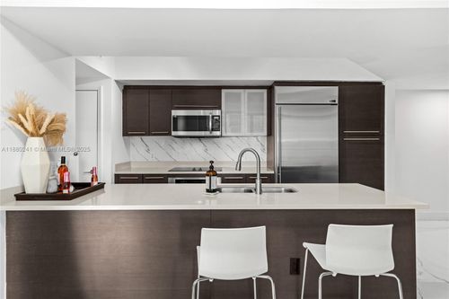 apt-1203-55 Se 6th St, Miami, FL, 33131-2561 | Card Image