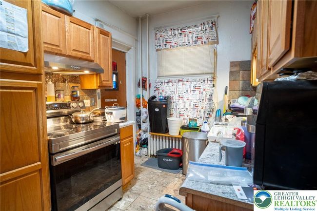 719 N 11 Th St, House other with 4 bedrooms, 2 bathrooms and null parking in Allentown PA | Image 6