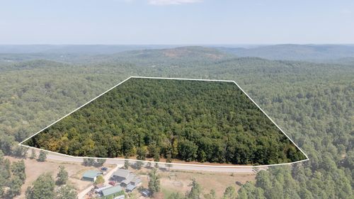 000 State Highway 106, Eminence, MO, 65466 | Card Image