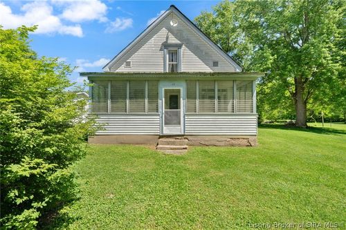 186 S Fredericksburg Depauw Rd, Fredericksburg, IN, 47120-8421 | Card Image