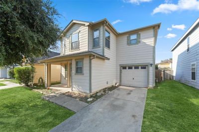 8127 Chancewood Lane, House other with 3 bedrooms, 2 bathrooms and null parking in Humble TX | Image 2