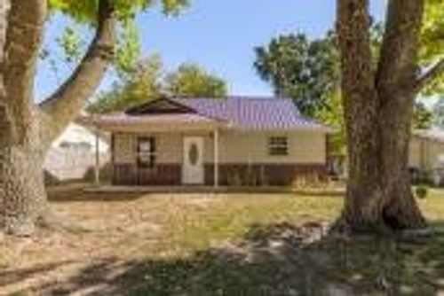 116 S West Ave, Lincoln, AR, 72744-8752 | Card Image