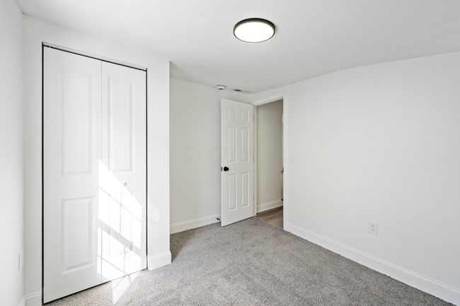 1118 E Chestnut St, House other with 2 bedrooms, 1 bathrooms and null parking in Lancaster OH | Image 13
