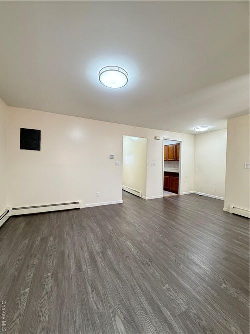 1st-7929 153rd St, Flushing, NY, 11367-3937 | Card Image