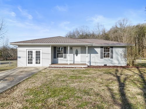 135 Cedar Point Ln, South Pittsburg, TN, 37380-9700 | Card Image