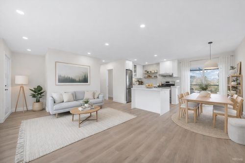 7247 Barnet Rd, Burnaby, BC, V5A1E3 | Card Image