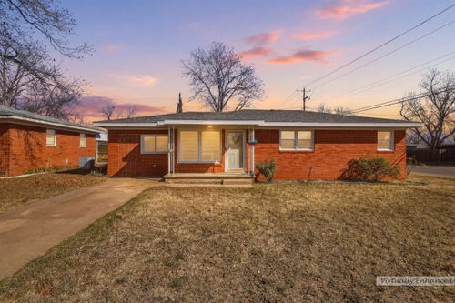 2201 43rd St, Snyder, TX, 79549-5939 | Card Image