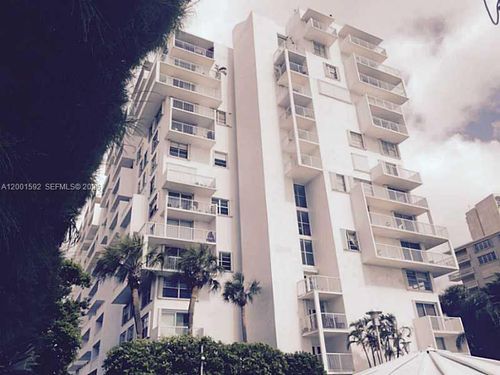 8l-150 Se 25 Rd, Miami, FL, 33129 | Card Image