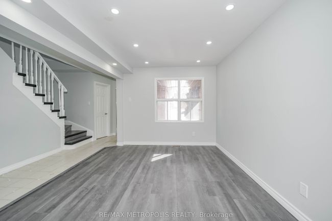 1927 Parkside Dr, House other with 5 bedrooms, 4 bathrooms and 2 parking in Pickering ON | Image 21