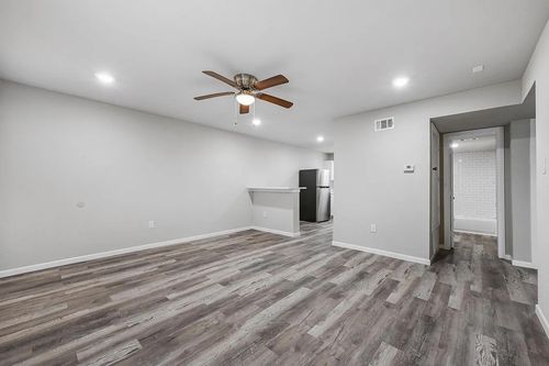 20-500 N Henry Hynds Expy, Van Alstyne, TX, 75495 | Card Image