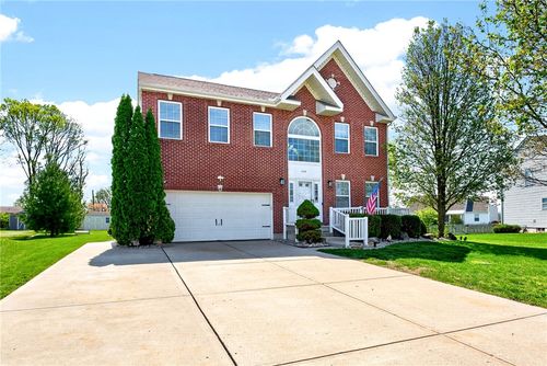 230 Meadowlark Ln, Monroe, OH, 45050-1361 | Card Image