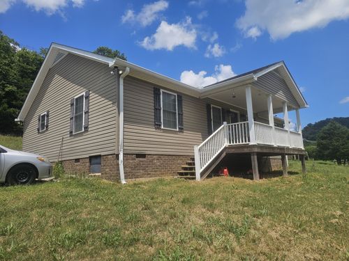 211 Bowmans Branch Ln, Pleasant Shade, TN, 37145-2203 | Card Image