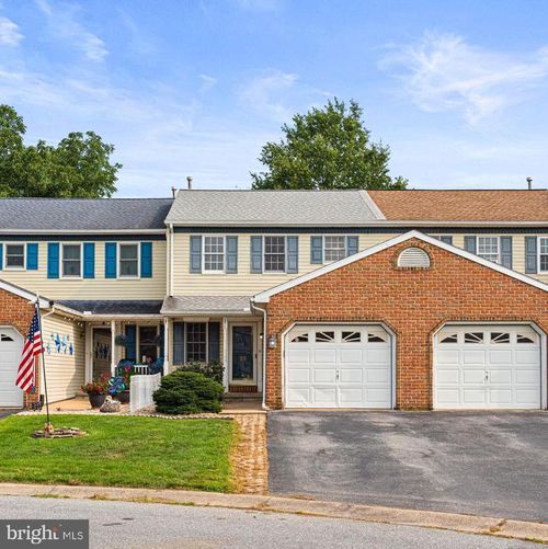 28 Penny Ln, LEBANON, PA, 17046-9215 | Card Image