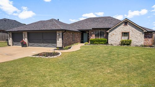 4909 Fairview Road, Bartlesville, OK, 74006 | Card Image