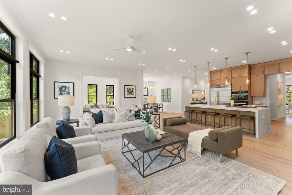 Residential in MCLEAN 3